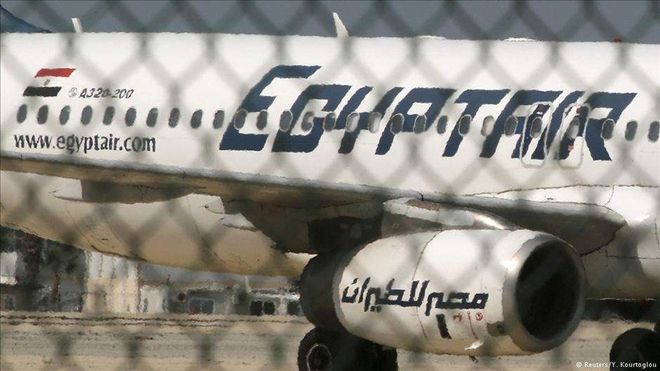 Mısır yolcu uçağı kayboldu