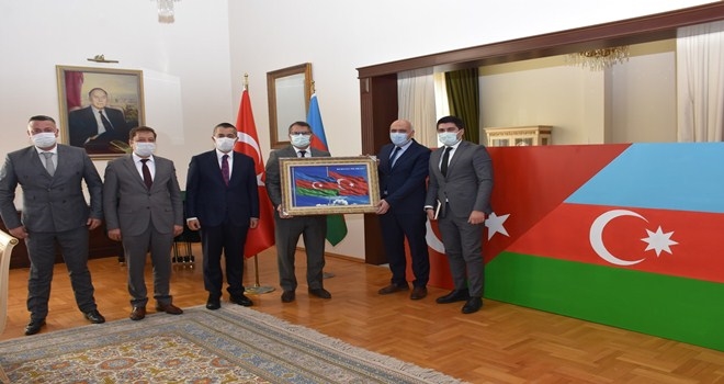 Azerbaycan  Büyükelçisi´ni Ziyaret Ettiler