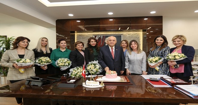 Başkan Yaşar, kadın bürokratlarıyla buluştu