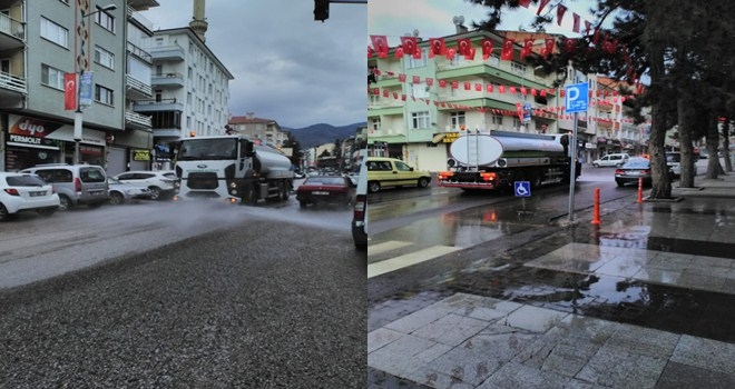 Kızılcahamam´da Cadde ve Sokaklar Dezenfekte Edildi