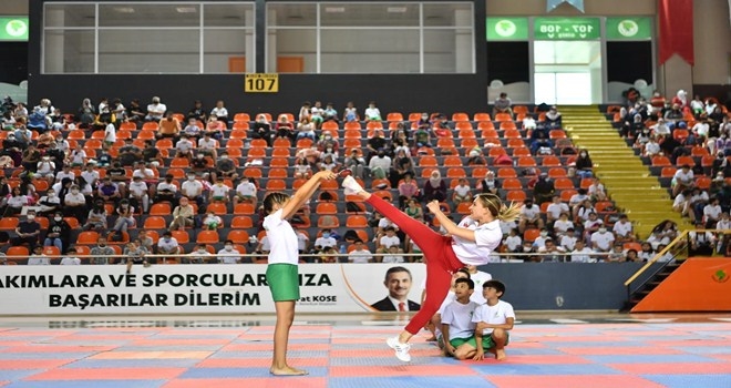 Taekwondo Poomsae Türkiye Şampiyonası Mamak´ta