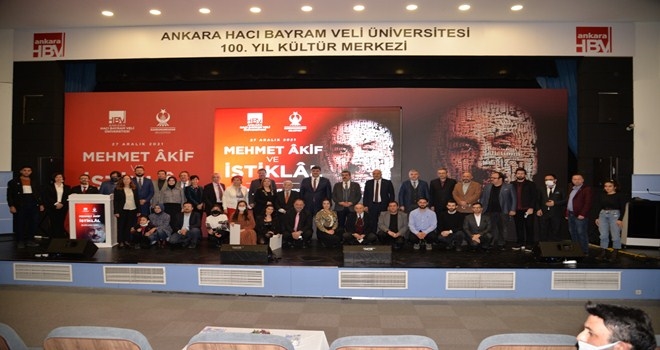 Mehmet Akif ve İstiklal Marşı Yılı´nda anlamlı ödüller