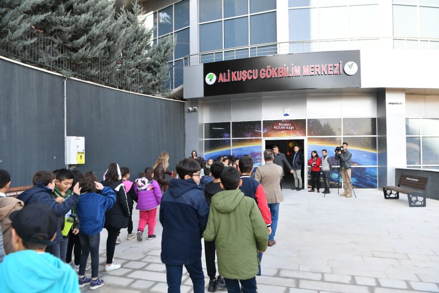 Ali Kuşcu Gökbilim Merkezi Kapılarını Yeniden Açtı