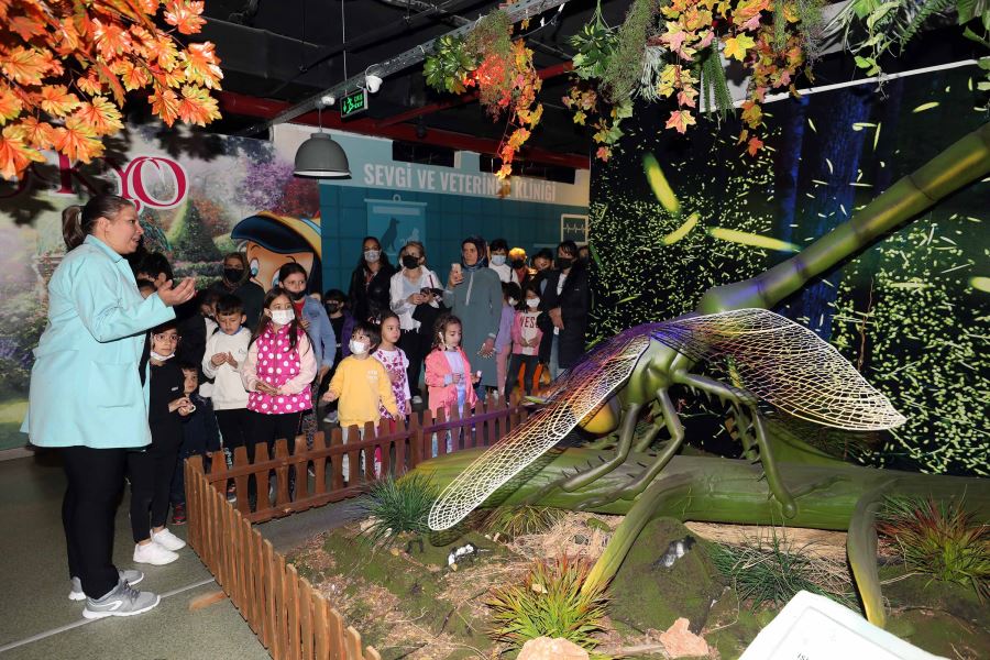 Ara tatilde Evrensel Değerler  Çocuk Müzesi dolup taşıyor