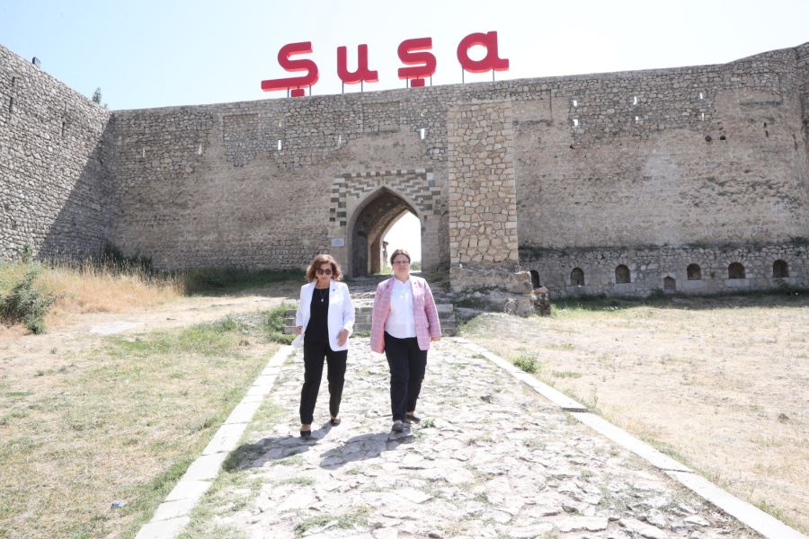 Bakan Derya Yanık, 28 yıl aradan sonra Ermenistan’ın işgalinden kurtarılan Şuşa’yı ziyaret etti