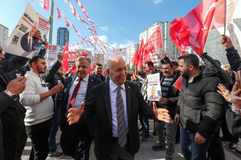 Yaşar, Ata Seçim Koordinasyon merkezini açtı