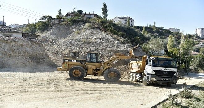 Mamak´ta altyapı çalışmaları devam ediyor