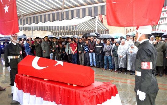 KAZADA ŞEHİT OLAN ASTSUBAY ISPARTA´DA SON YOLCULUĞUNA UĞURLANDI