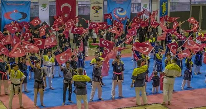 14.kez kemer kuşandılar