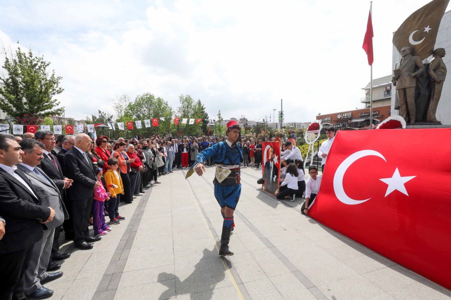 19 Mayıs, Yenimahalle’de coşkuyla kutlandı