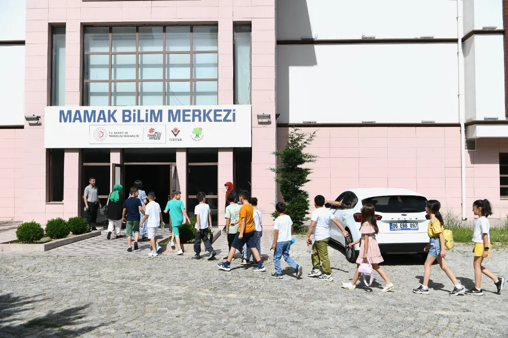 Mamak Bilim Merkezinin ilk ziyaretçileri