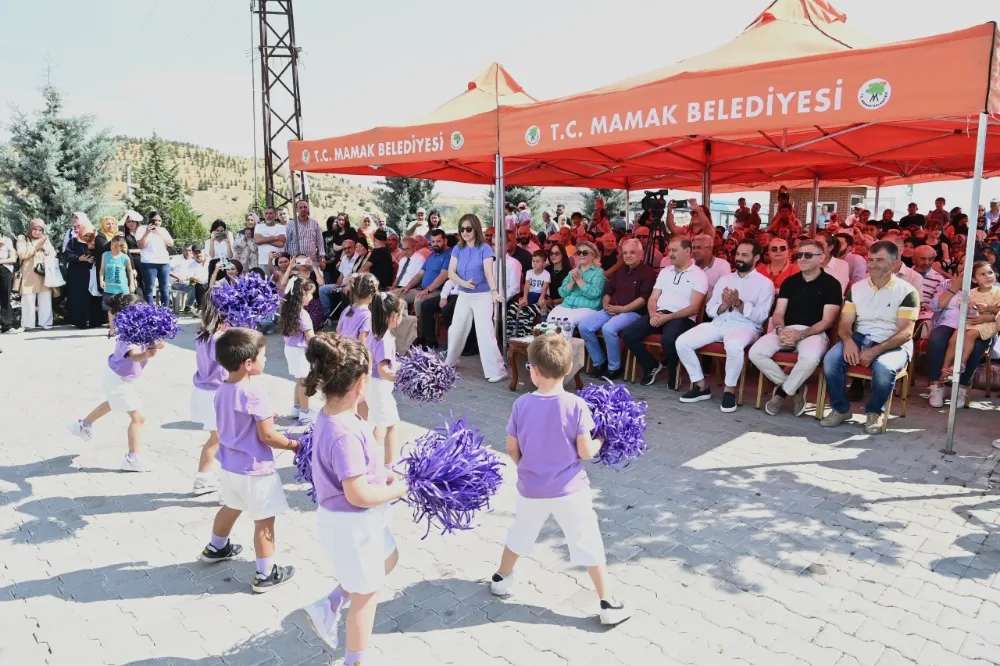 Lavanta Şenliği Binleri Ağırladı