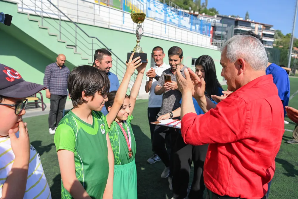 Başkan Şahin’den Spor Tesislerine Ziyaret