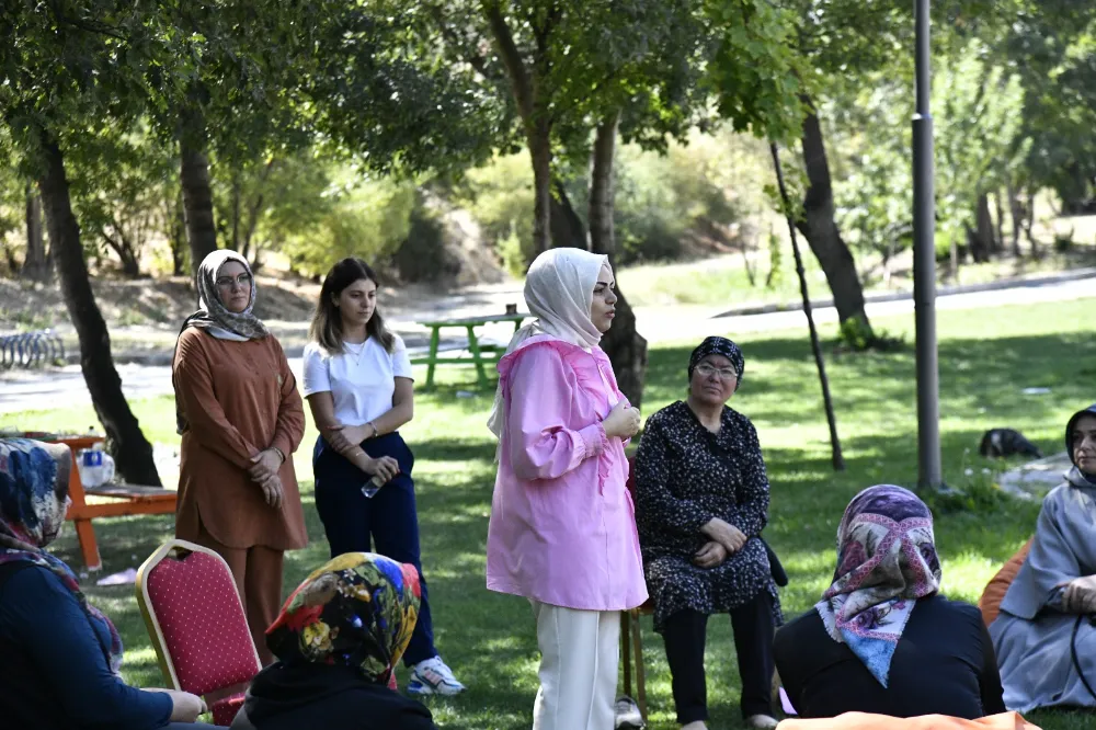 Açık Havada Psikolojik İyi Oluş İçin Etkili Yöntemler Öğretildi