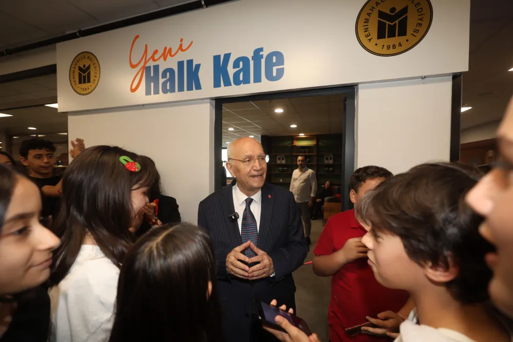Yeni Halk Kafe Cumhuriyet Akademisi