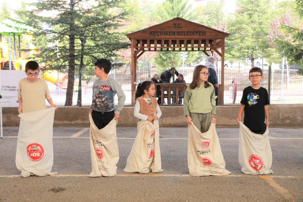 KEÇİÖREN’DEKİ SOKAK OYUNLARI FESTİVALİ’NDE DOYASIYA EĞLENCE 