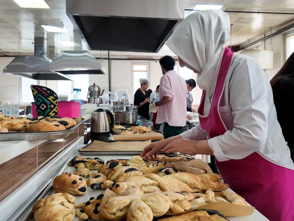ATAKENT SOSYAL TESİSLERİNDE “DÜNYA İÇİN EKMEK” ATÖLYESİ DÜZENLENDİ!