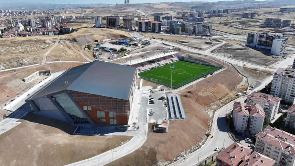 SİNCAN SPOR KOMPLEKSİ SİNCAN’A ÇOK YAKIŞTI