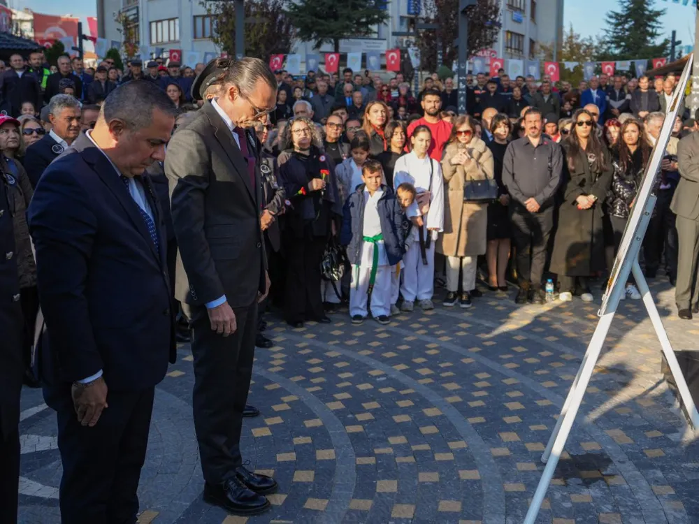 GAZİ MUSTAFA KEMAL ATAÜRK EBEDİYETE İNTİKAL EDİŞİNİN 87. YILINDA ANILDI
