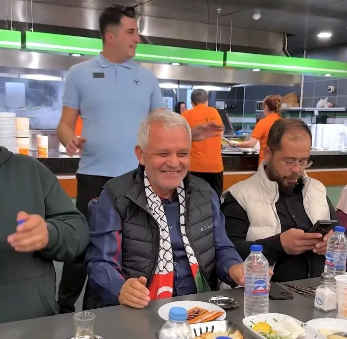 Mamak’ta Filistinli Çocuklara Moral Etkinliği