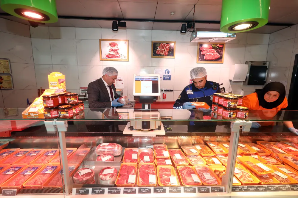 Yenimahalle’de fast food işletmelerine sıkı denetim