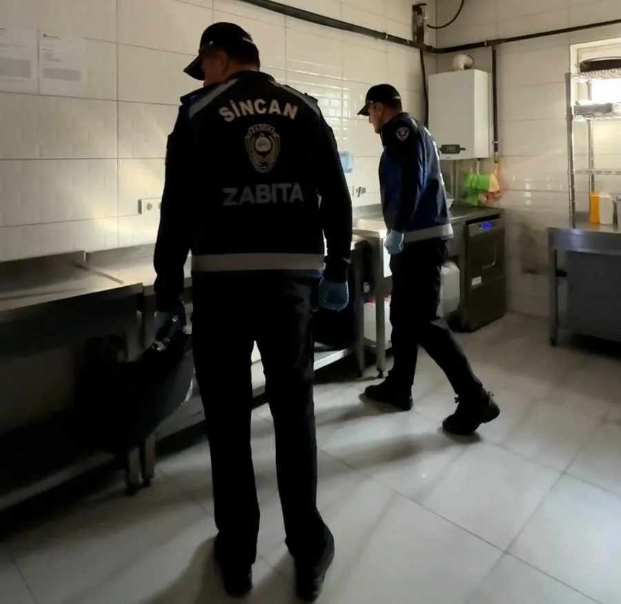 SİNCAN ZABITA EKİPLERİNDEN GIDA İŞLETMELERİNE SIKI DENETİM