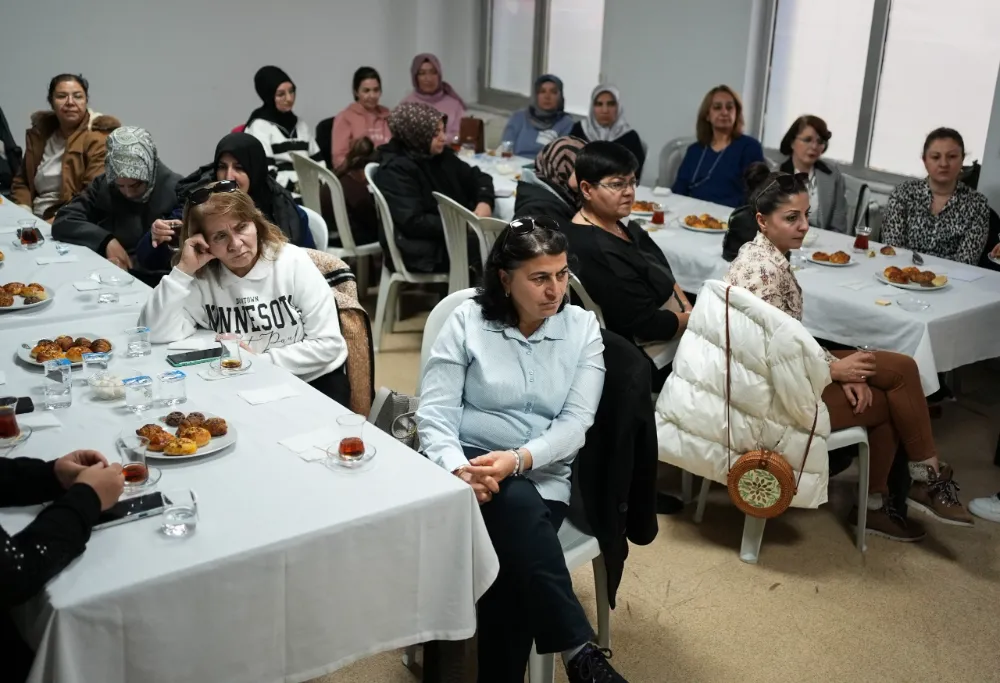 EBRU KEYVAN, İSTASYON MAHALLESİ’NDEKİ KADINLARLA BİR ARAYA GELDİ