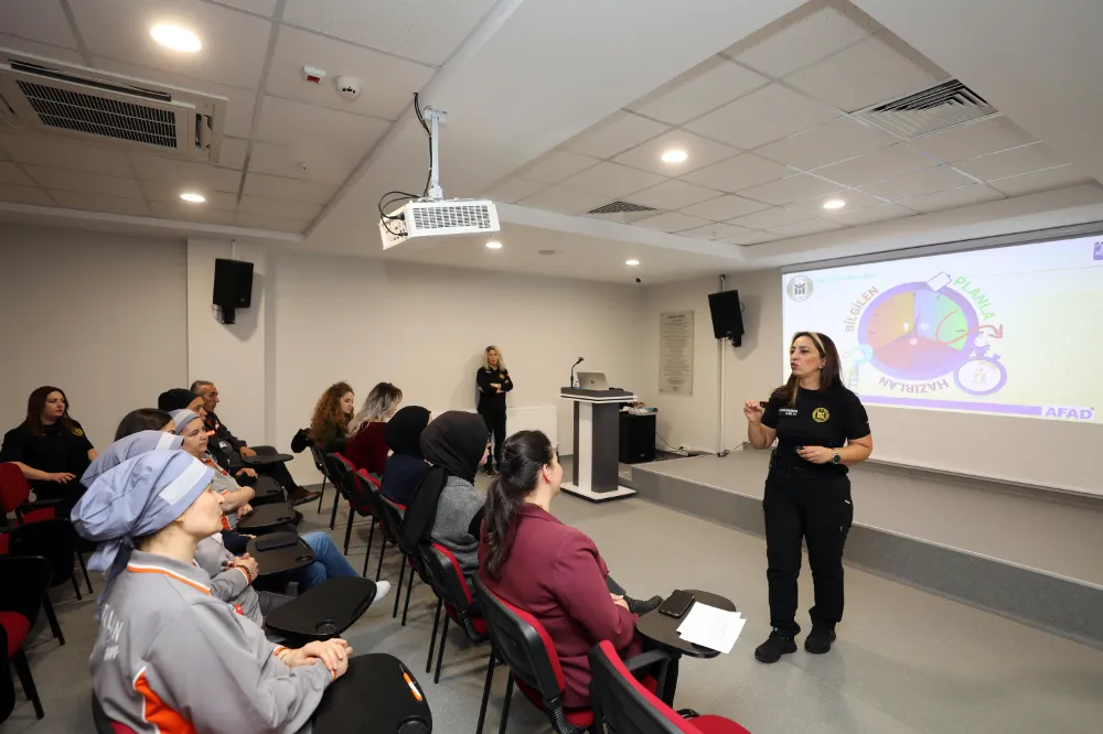 Kız öğrenci yurdunda tatbikat