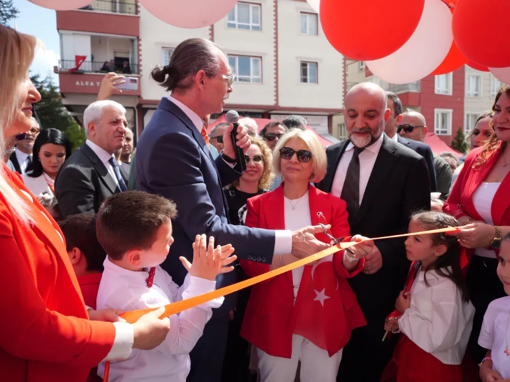 BAŞKAN BEŞİKCİOĞLU, TÜRKAN SAYLAN KREŞ VE GÜNDÜZ BAKIMEVİ’NİN AÇILIŞINI GERÇEKLEŞTİRDİ