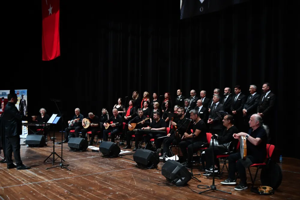 Mamak’ta Emekliler Günü’ne Özel Panel ve Konser