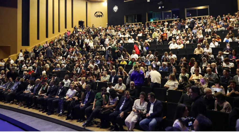 ETİMESGUT’TA KENT TİYATRO ÇALIŞTAYI’NA YOĞUN İLGİ
