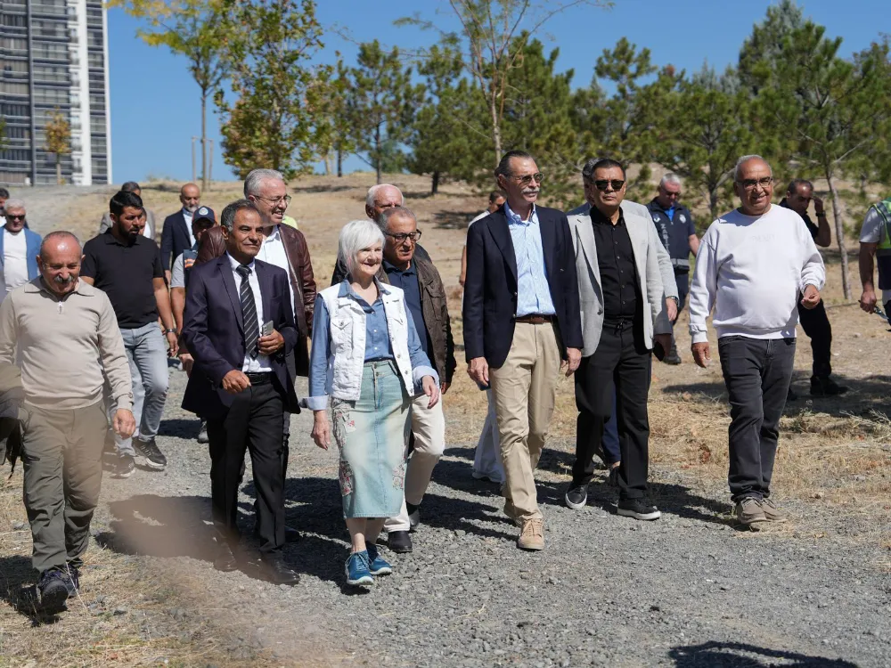BAŞKAN BEŞİKCİOĞLU, SAHA ÇALIŞMALARINI SÜRDÜRÜYOR!
