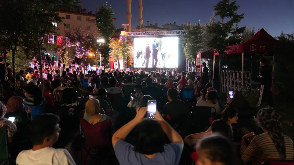 AÇIK HAVADA “HABABAM” KEYFİ 
